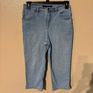 Women's Light Blue Jeans